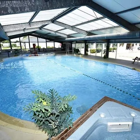 Bungalow De 3 Chambres Avec Piscine Partagee Et Terrasse Amenagee A A 6 Km De La Сasa de vacaciones *