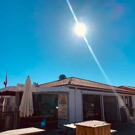 Bungalow De 3 Chambres Avec Piscine Partagee Et Terrasse Amenagee A A 6 Km De La *